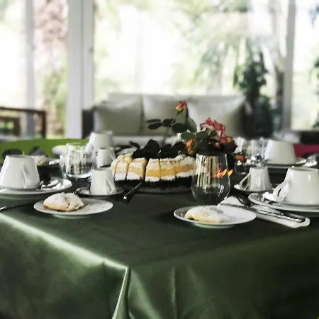 Kalos Relais לינה וארוחת בוקר 4*